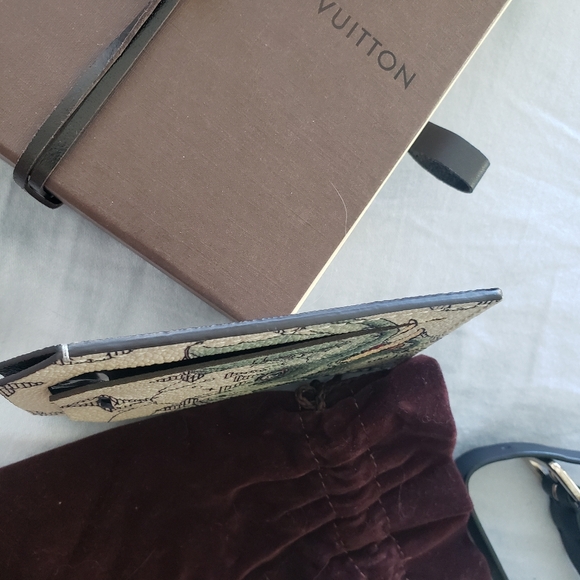 NWOT Authentic Louis Vuitton X Chapman Brothers Savane Elephant Luggage Tag - Picture 9 of 12